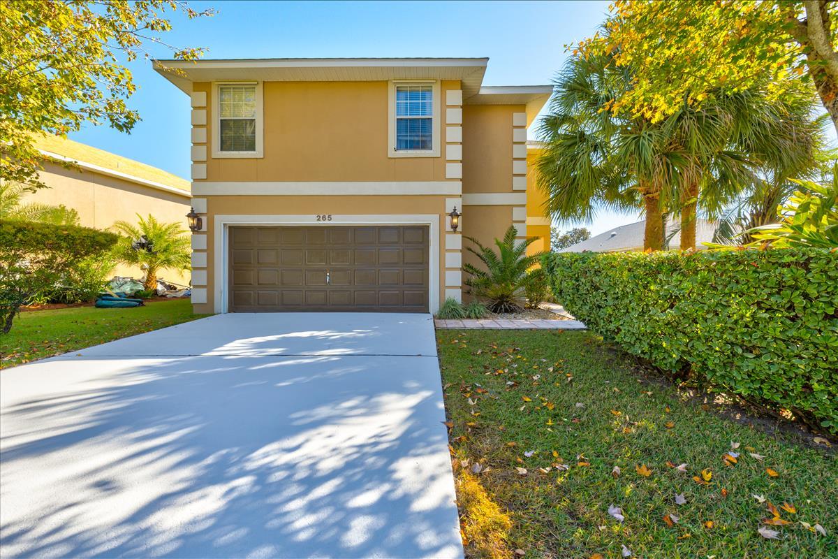 EMERALD LAKES PH 1 - Residential