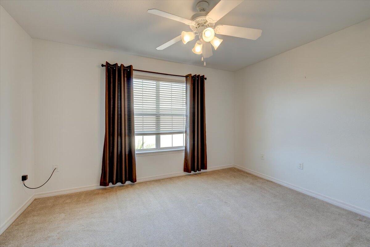 EMERALD LAKES PH 1 - Residential