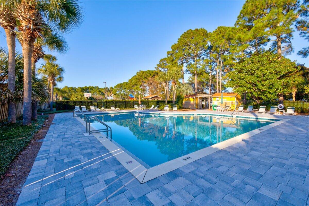 EMERALD LAKES PH 1 - Residential