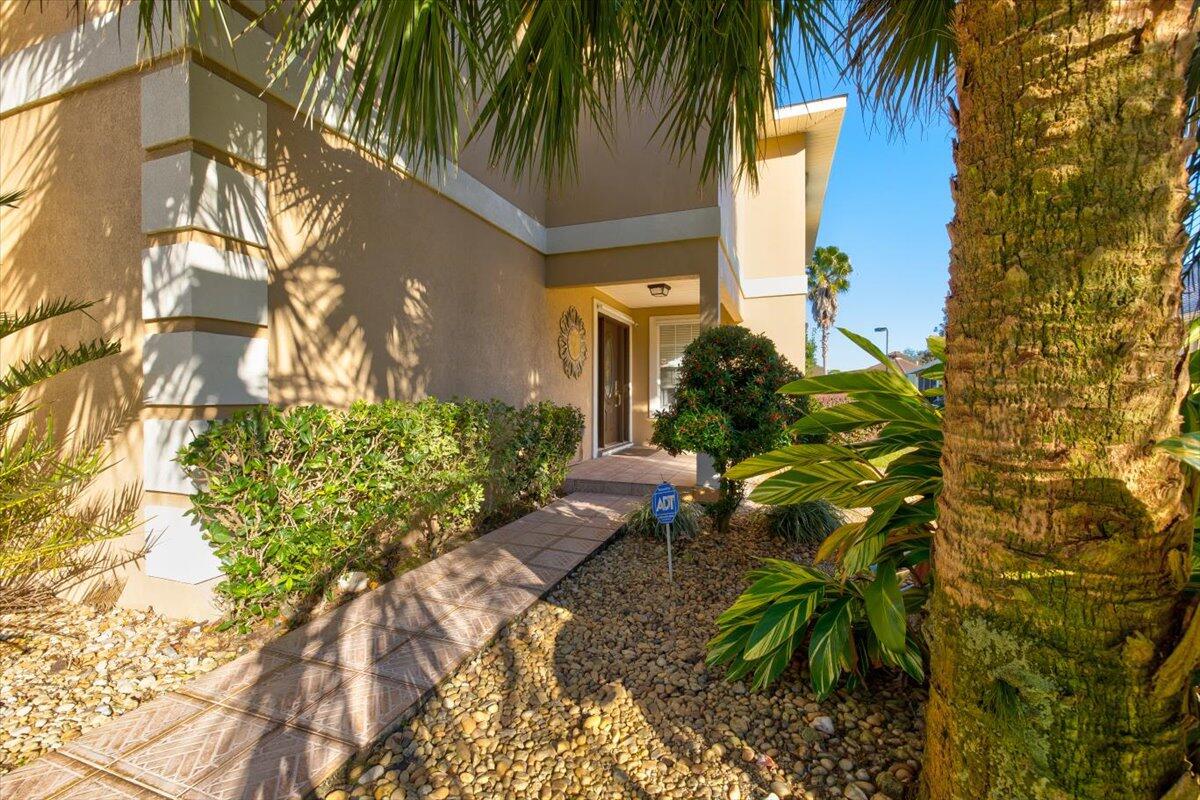 EMERALD LAKES PH 1 - Residential