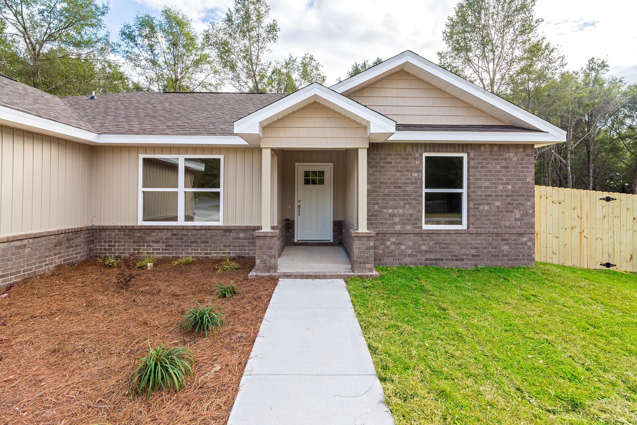 OAKDALE MINI FARMS - Residential