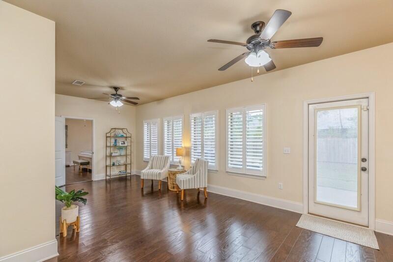 MUSSETT BAYOU ESTATES - Residential