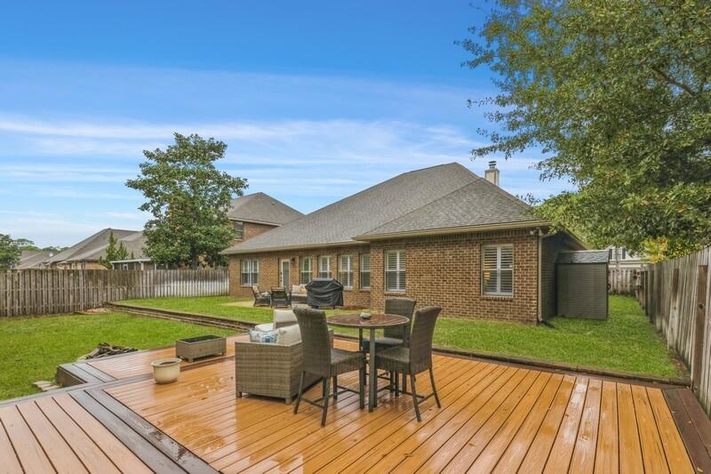 MUSSETT BAYOU ESTATES - Residential