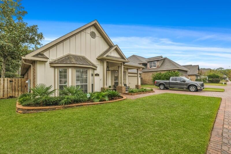 MUSSETT BAYOU ESTATES - Residential