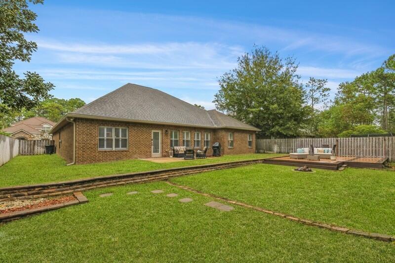 MUSSETT BAYOU ESTATES - Residential