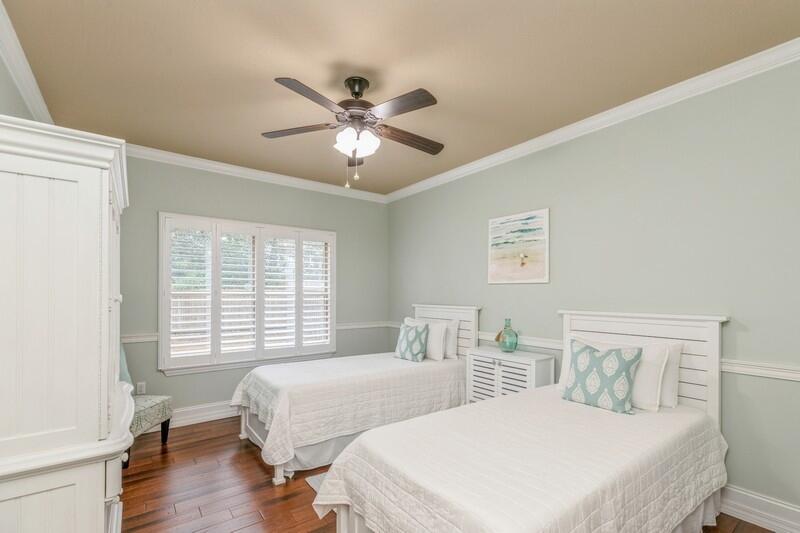 MUSSETT BAYOU ESTATES - Residential