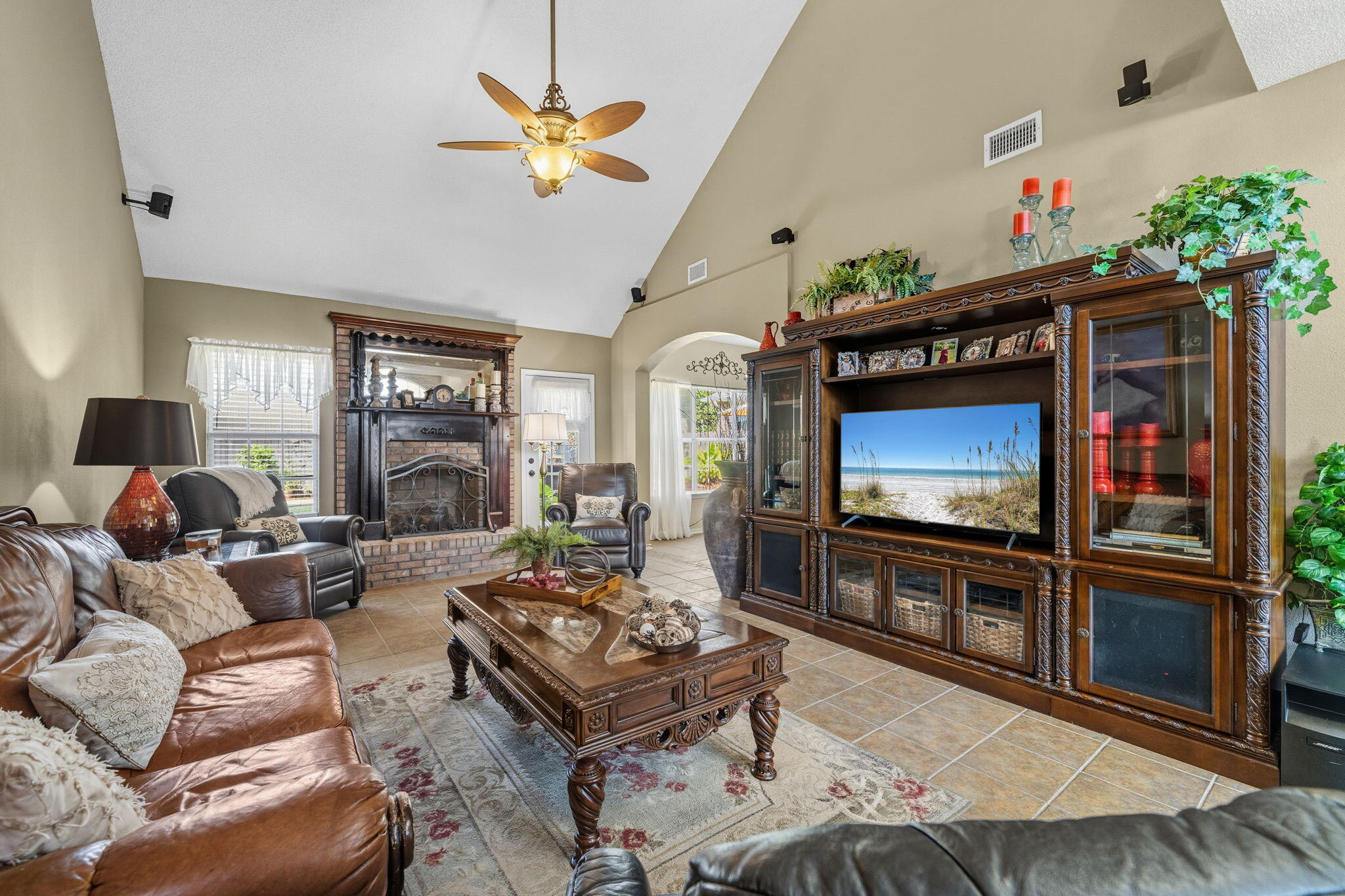 BRIDGEPORT COLONY - Residential