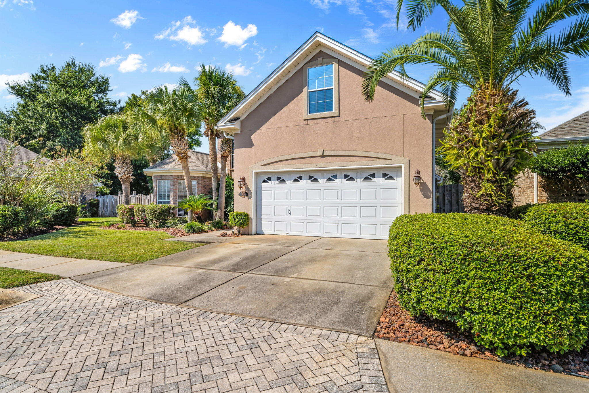 BRIDGEPORT COLONY - Residential
