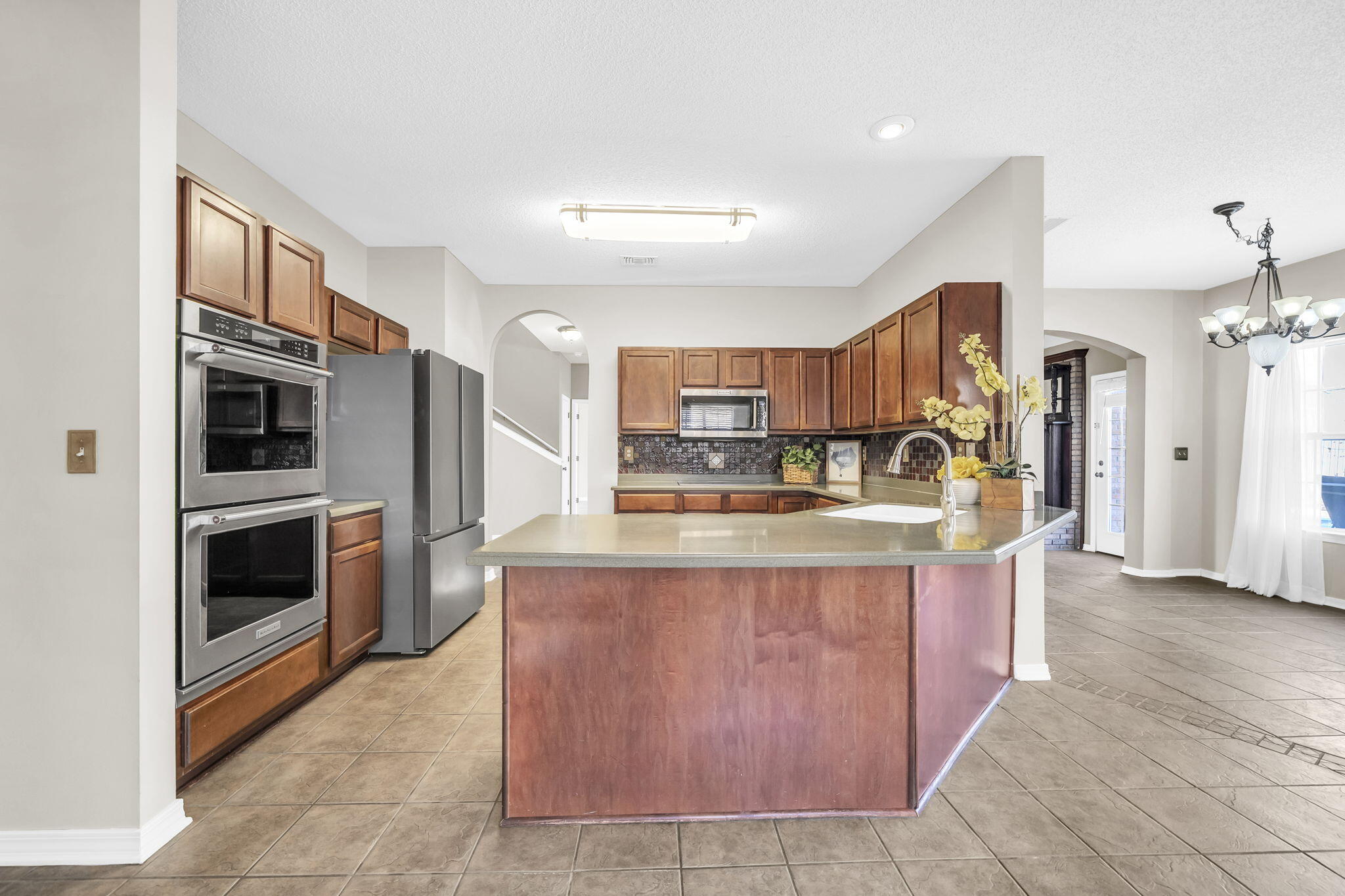 BRIDGEPORT COLONY - Residential