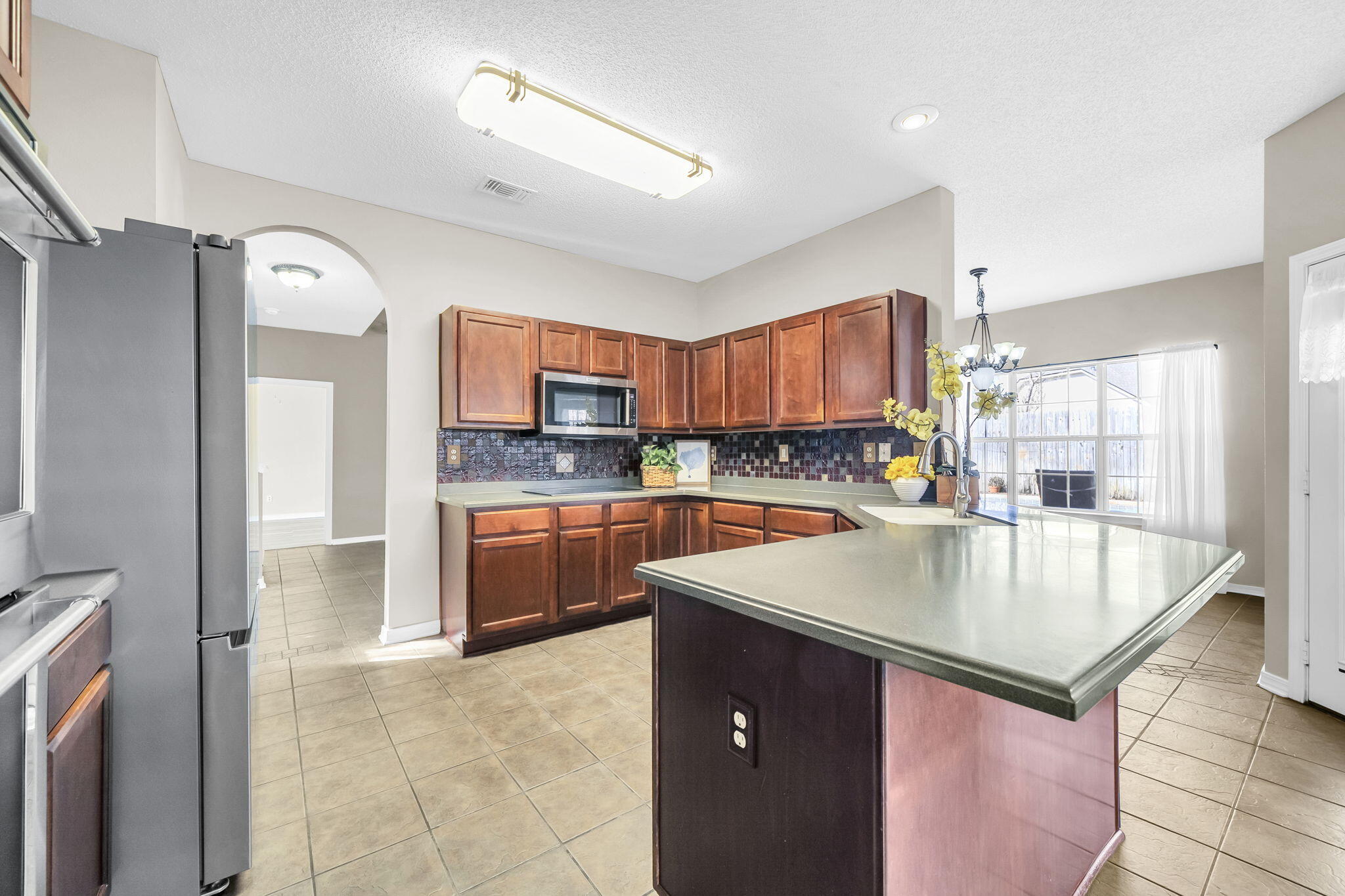 BRIDGEPORT COLONY - Residential