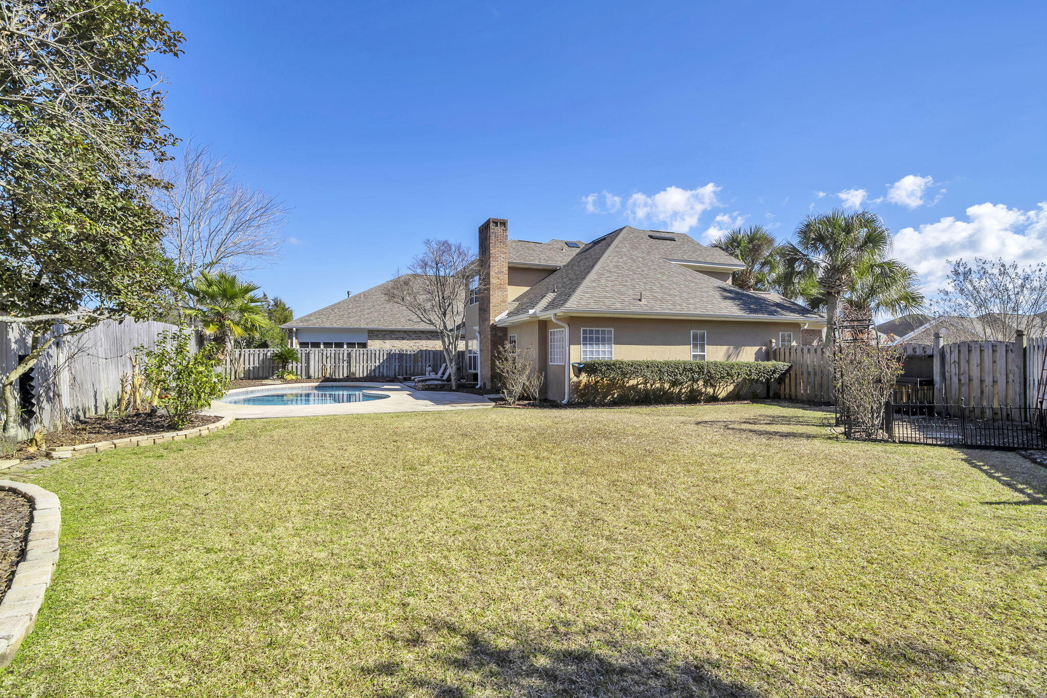 BRIDGEPORT COLONY - Residential