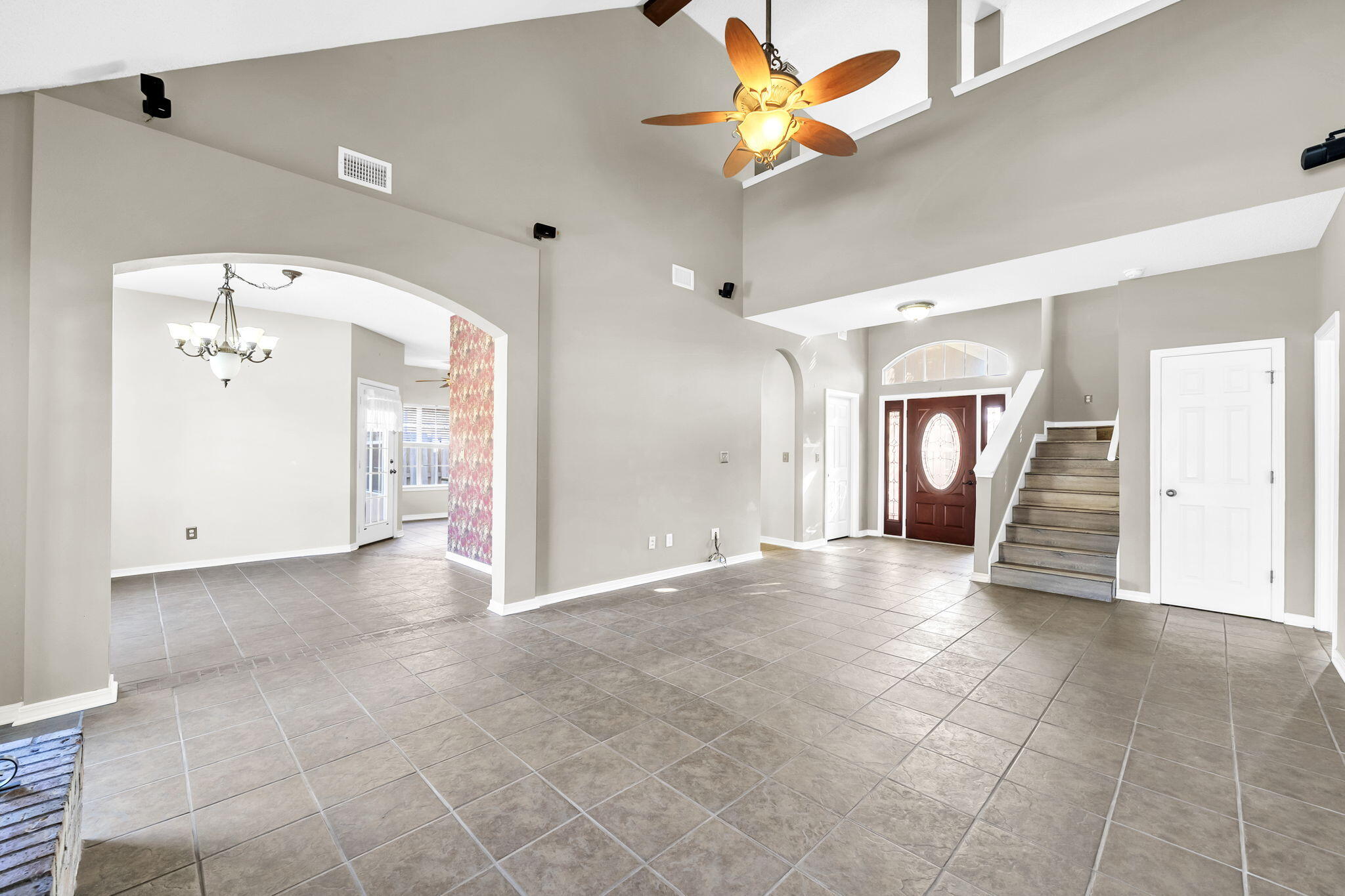 BRIDGEPORT COLONY - Residential