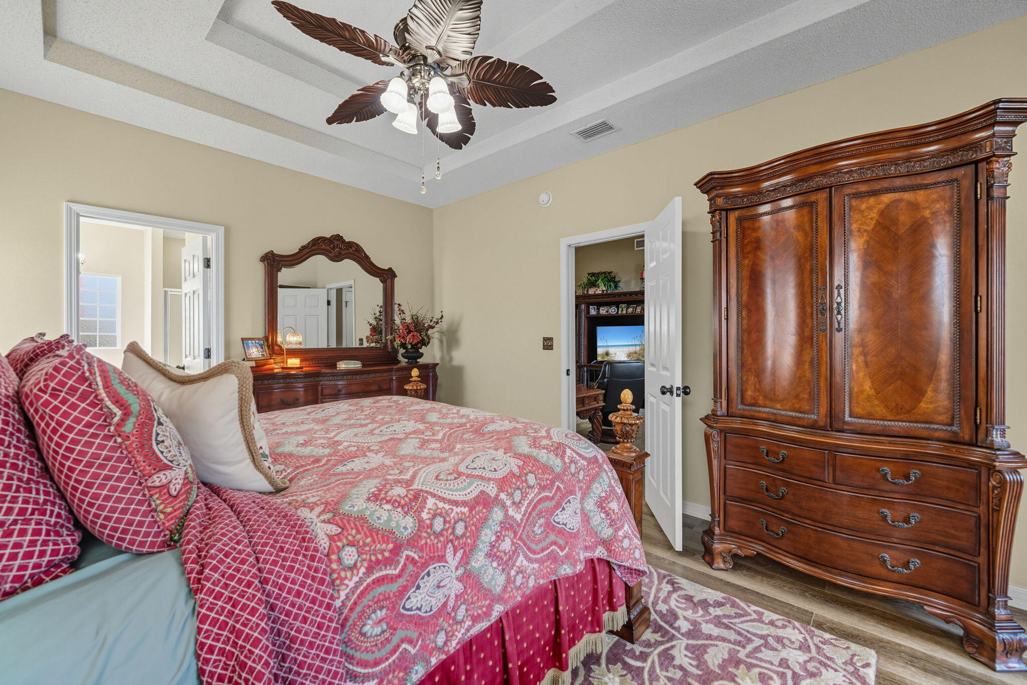 BRIDGEPORT COLONY - Residential