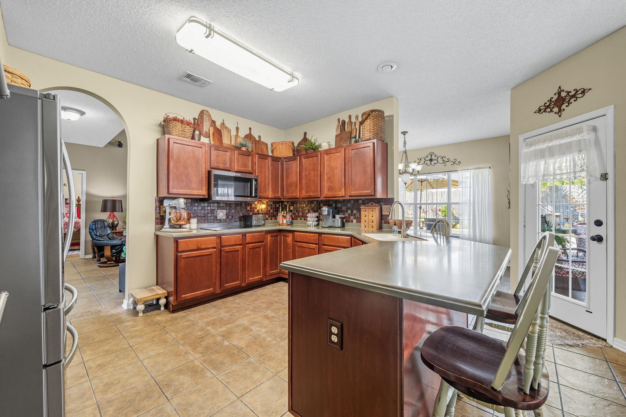 BRIDGEPORT COLONY - Residential