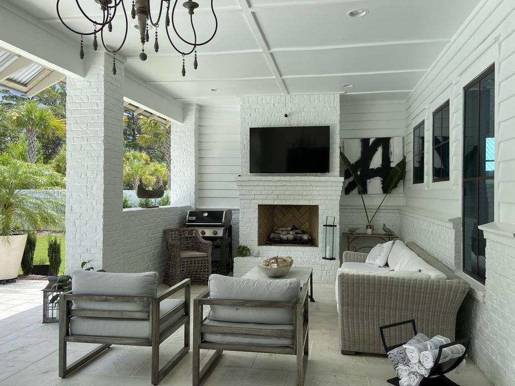 PINES OF BLUE MOUNTAIN - Residential