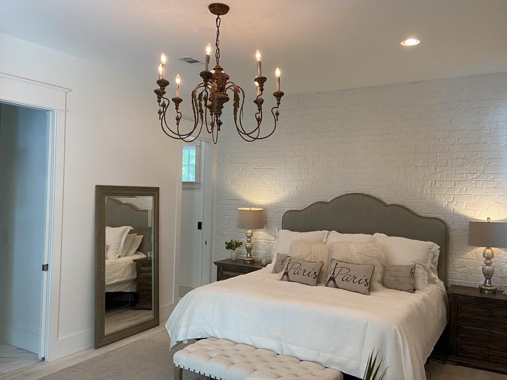 PINES OF BLUE MOUNTAIN - Residential