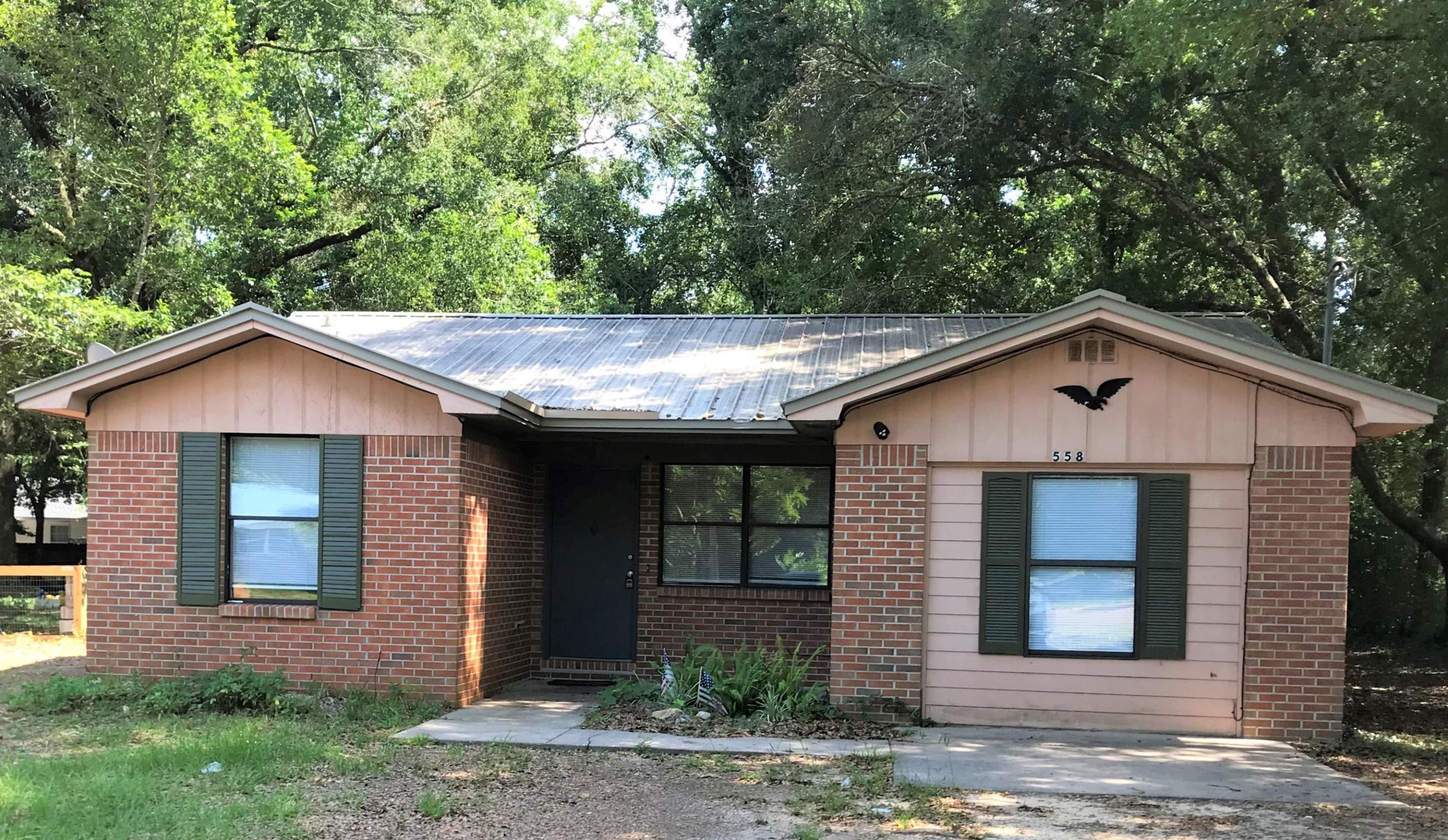 MORRIS ADDN TO CRESTVIEW - Residential Lease