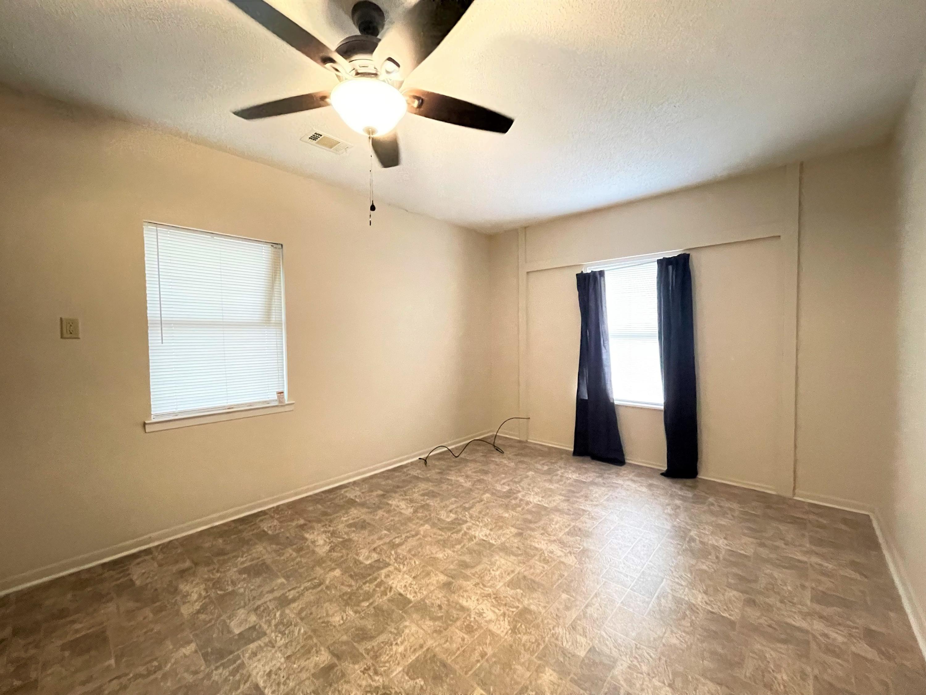 MORRIS ADDN TO CRESTVIEW - Residential Lease