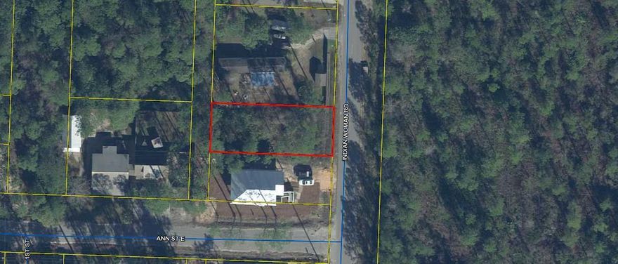 Affordable, ideal for investors or buyers who want to enjoy the South Walton lifestyle without the South Walton prices. Come check out this vacant lot in North Santa Rosa Beach zoned for Single Family Residential.  Four brand new builds are pending two doors down on the same size lot.