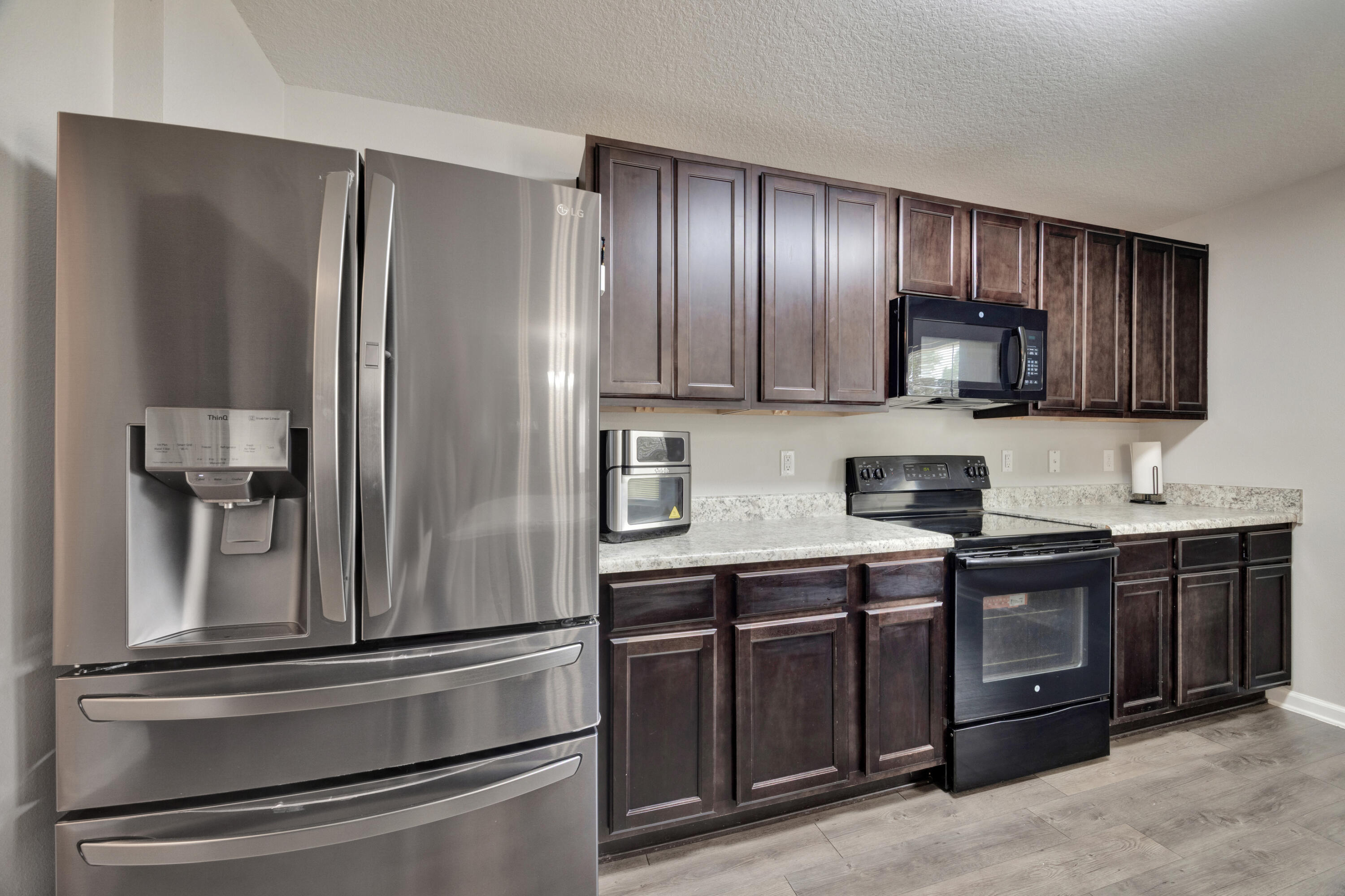 PARTRIDGE HILLS LOT 21 BLK E - Residential