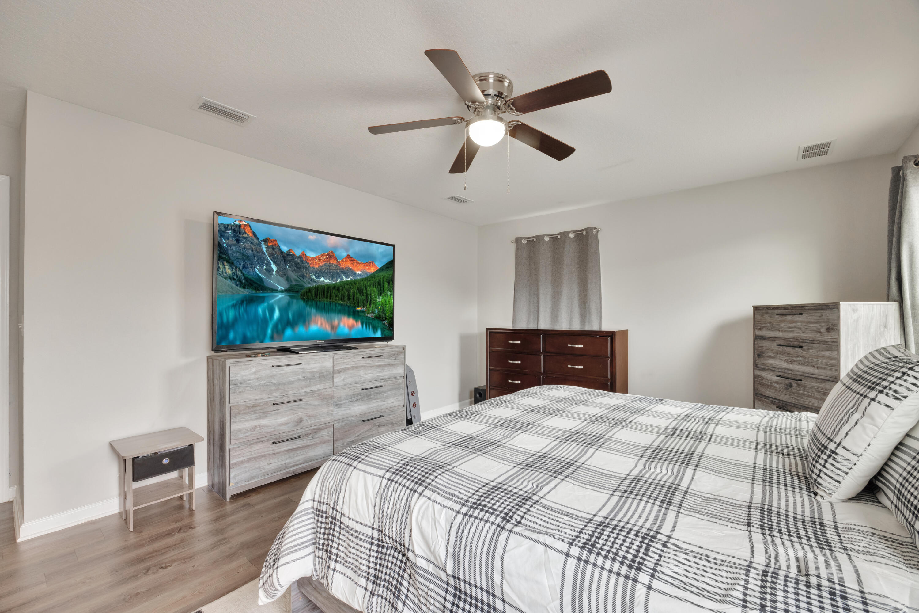 PARTRIDGE HILLS LOT 21 BLK E - Residential