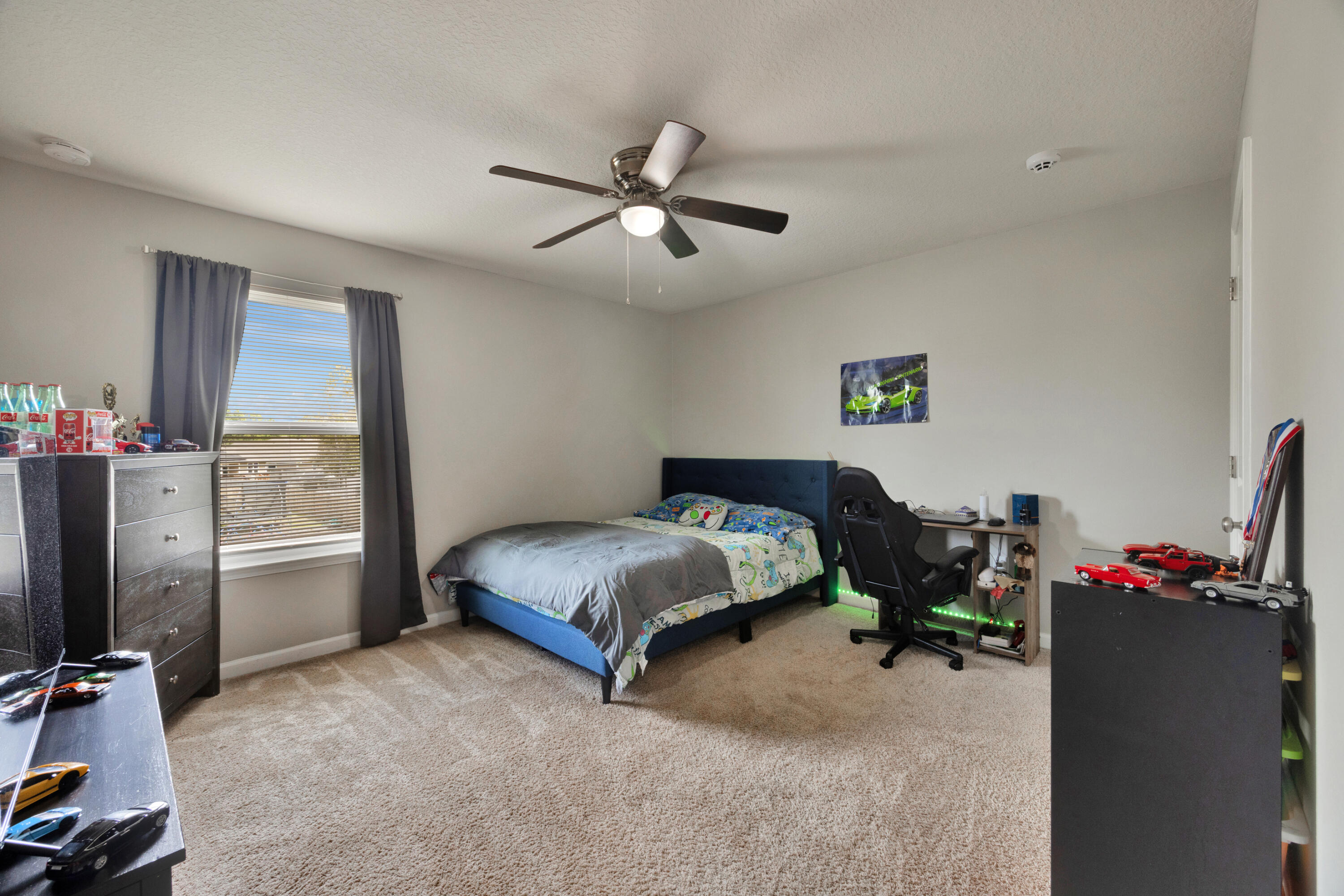 PARTRIDGE HILLS LOT 21 BLK E - Residential
