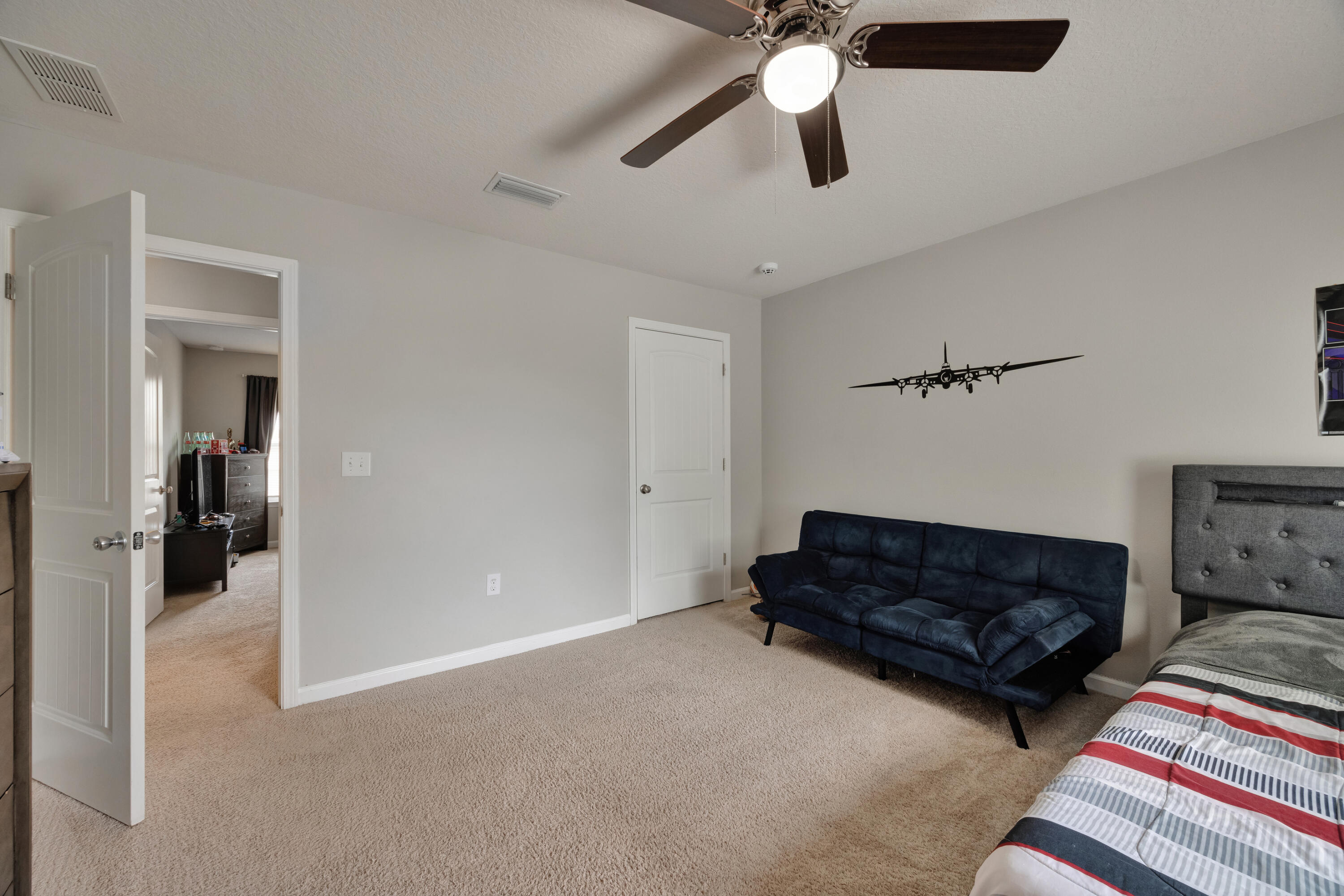PARTRIDGE HILLS LOT 21 BLK E - Residential