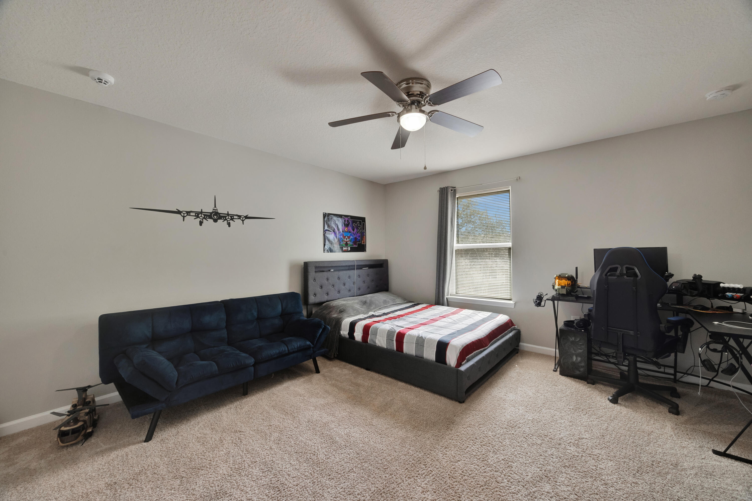PARTRIDGE HILLS LOT 21 BLK E - Residential