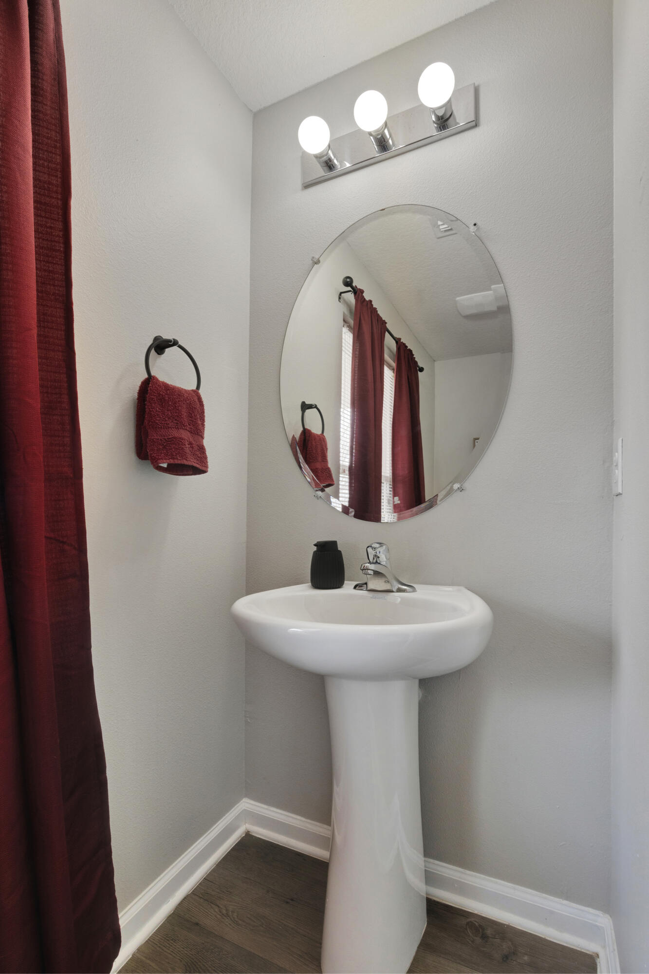 PARTRIDGE HILLS LOT 21 BLK E - Residential