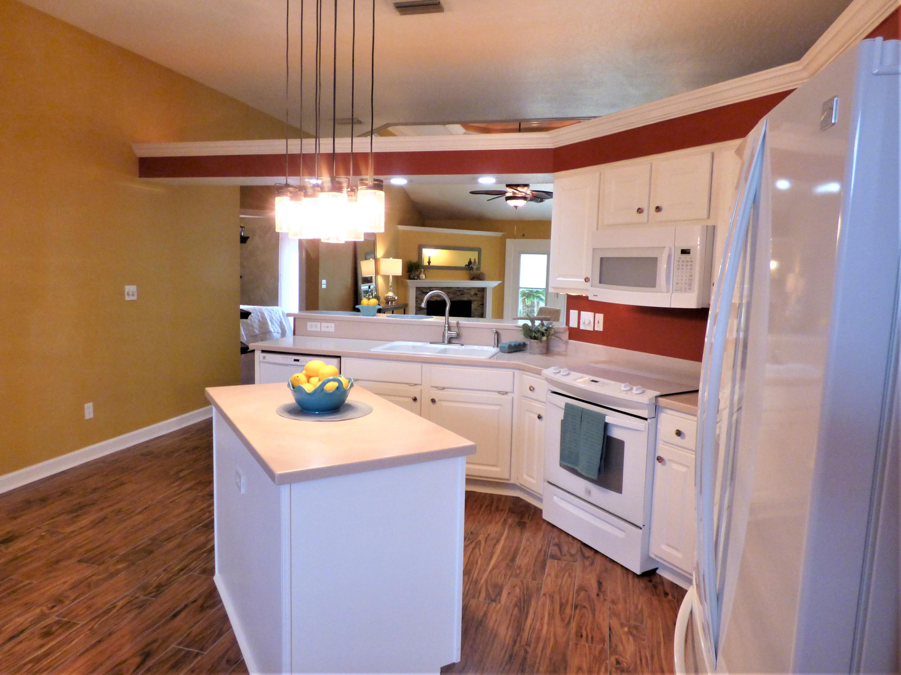 NORTH RIDGE CREEK S/D 1ST ADDN - Residential