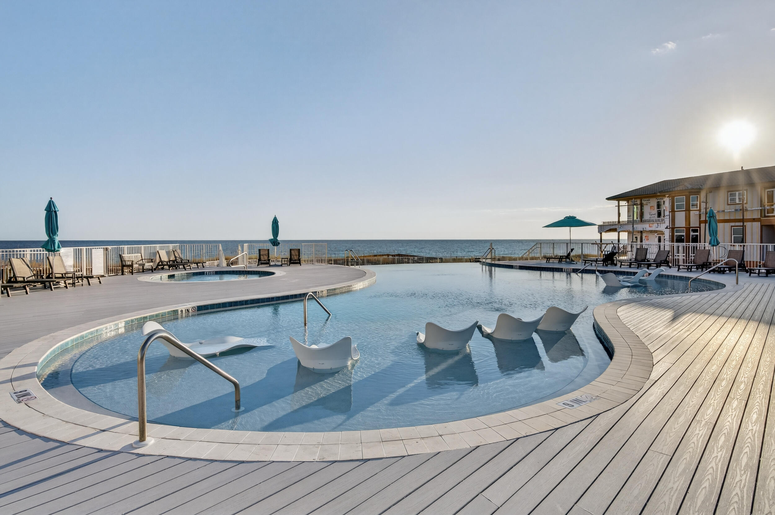 DESTIN POINTE - Residential