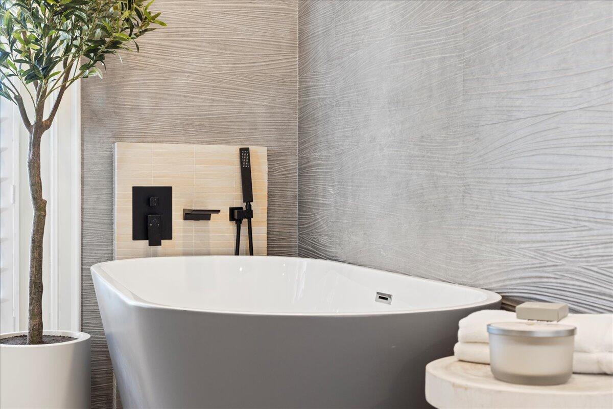 DESTIN POINTE - Residential