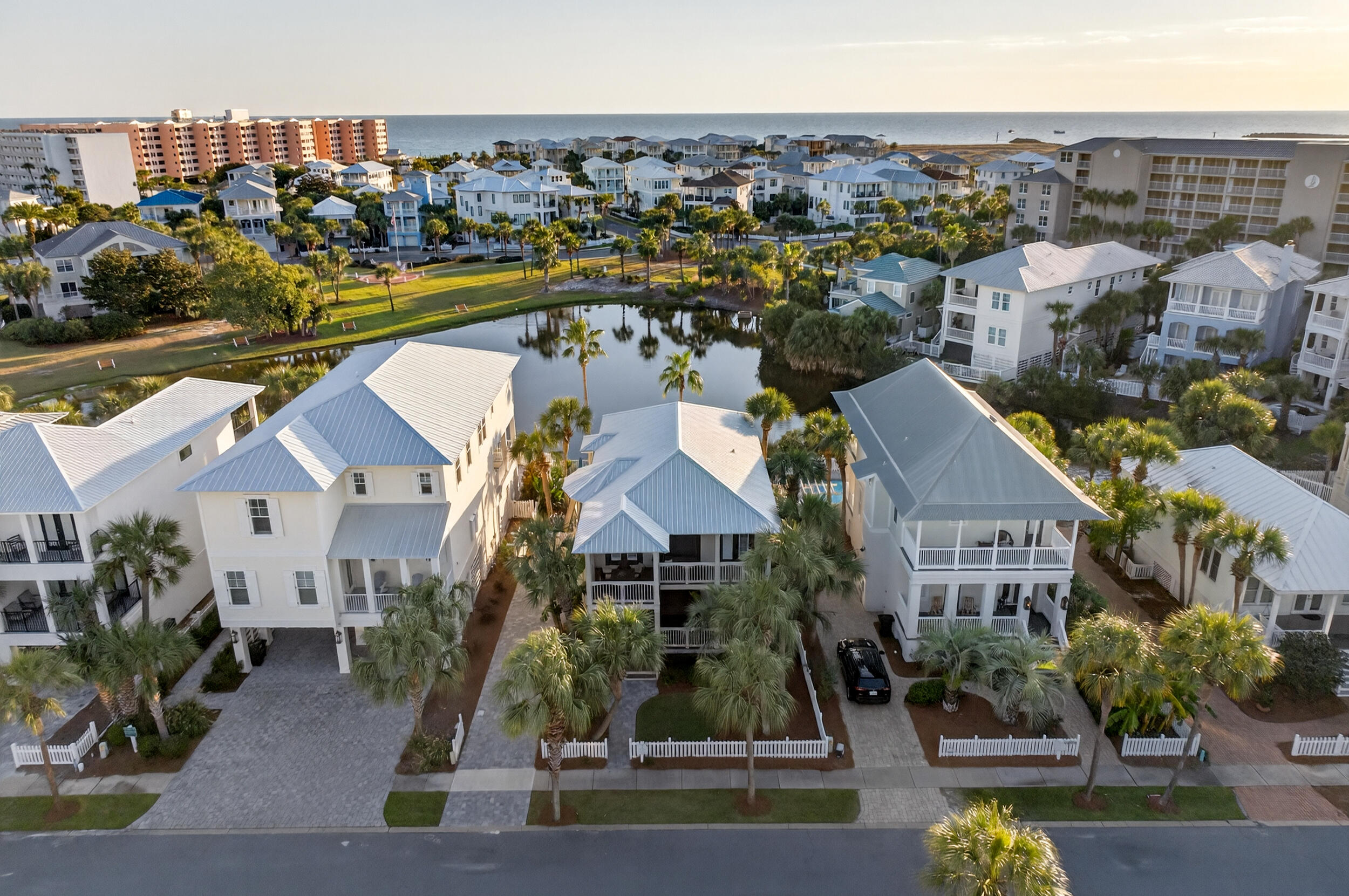 DESTIN POINTE - Residential