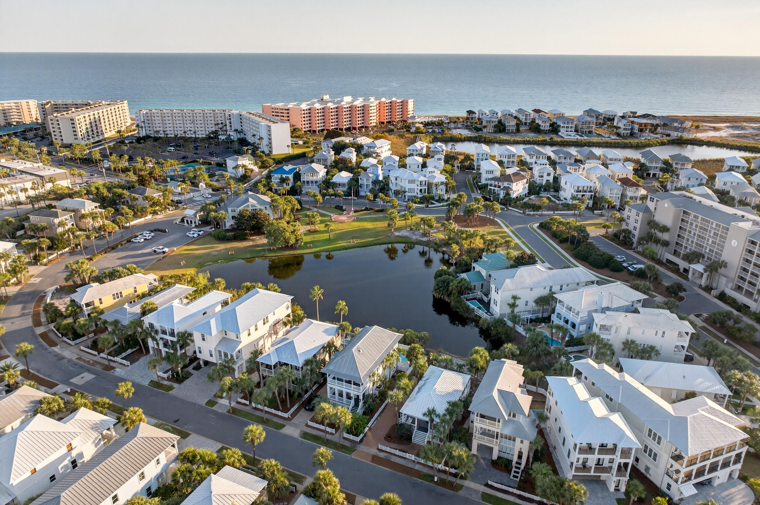 DESTIN POINTE - Residential