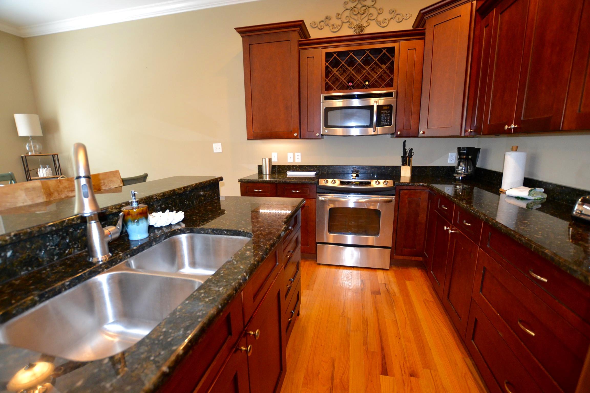 SUMMER PLACE - Residential