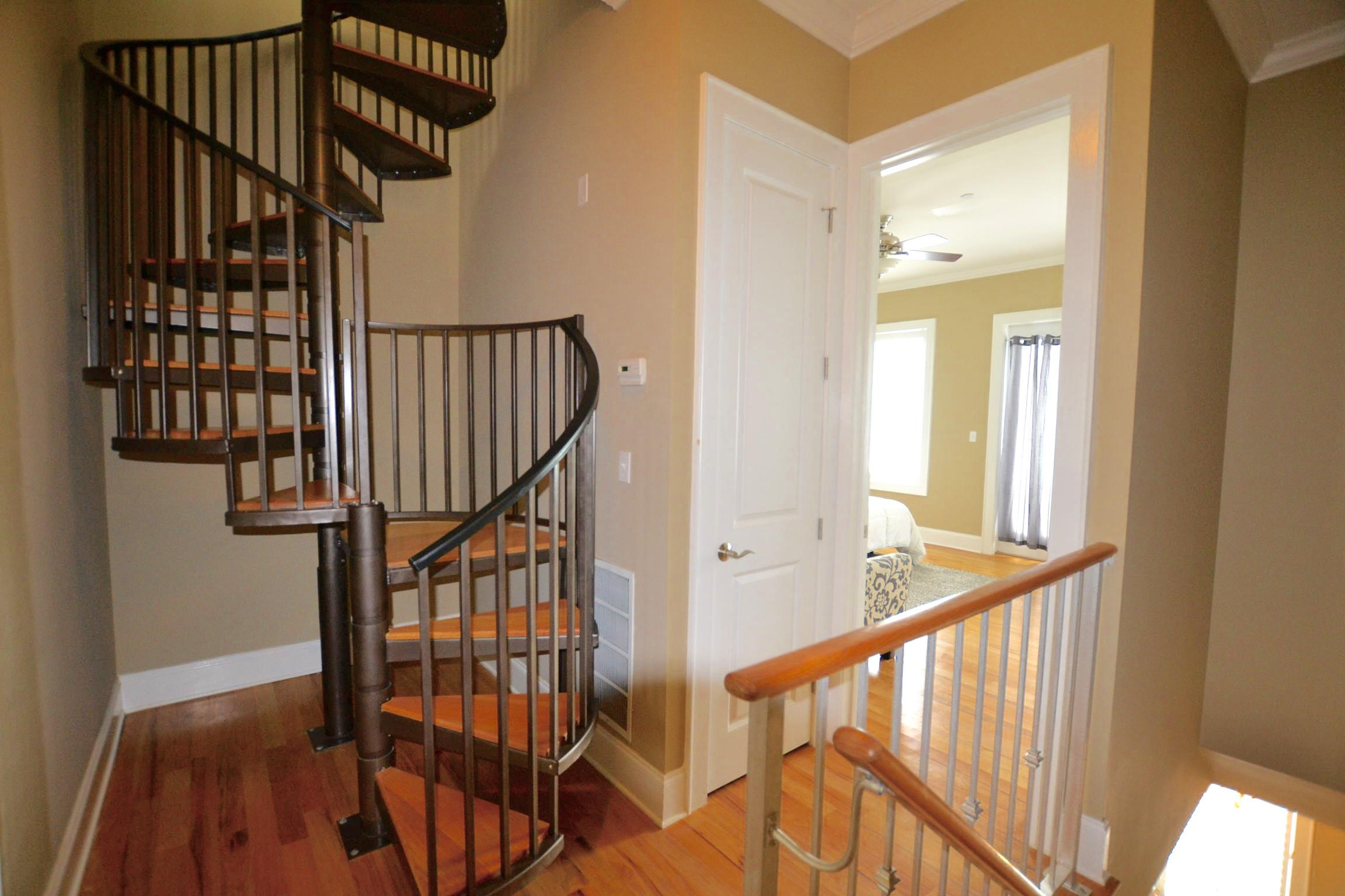 SUMMER PLACE - Residential