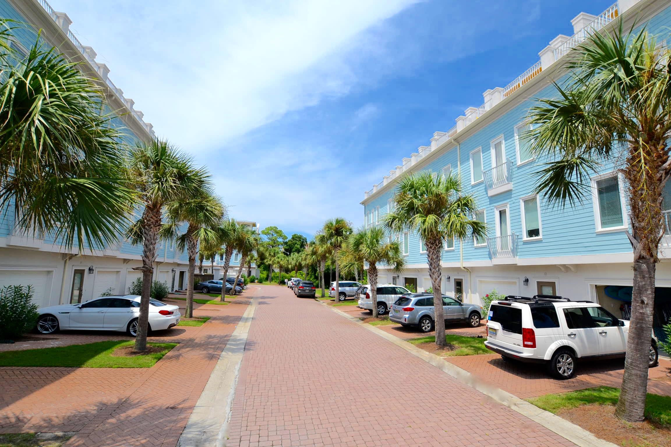 SUMMER PLACE - Residential