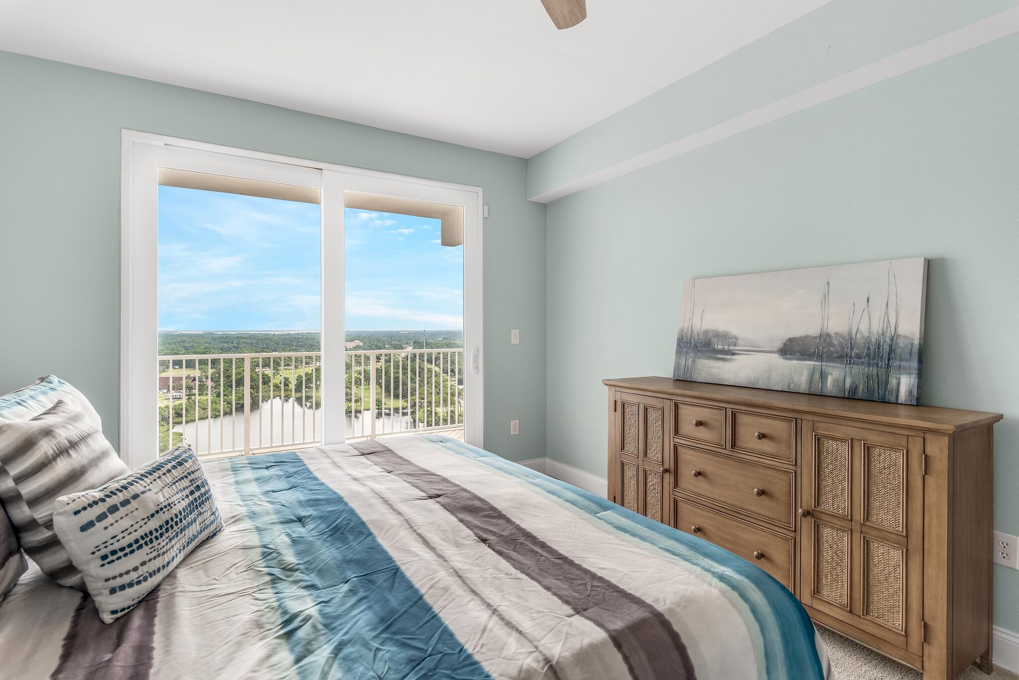 Laketown Wharf - Residential