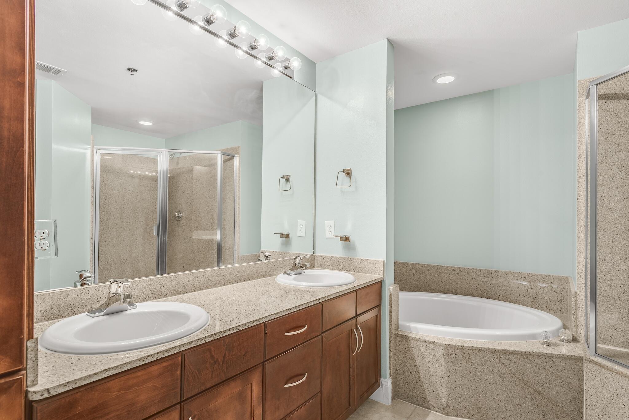 Laketown Wharf - Residential