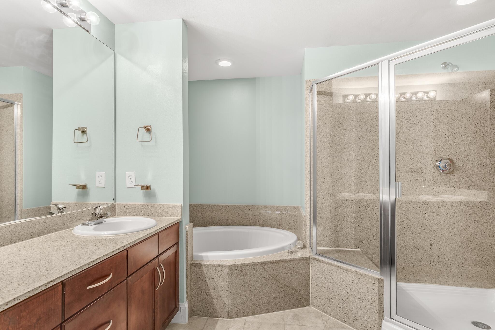 Laketown Wharf - Residential