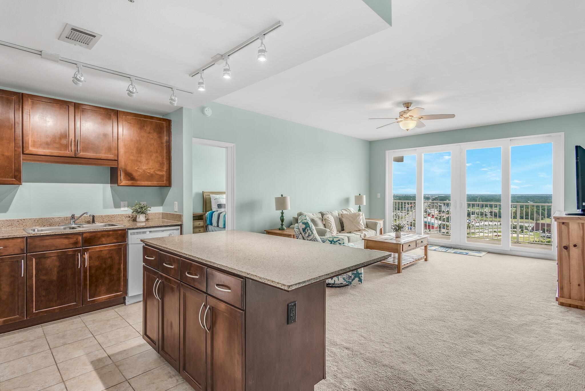 Laketown Wharf - Residential