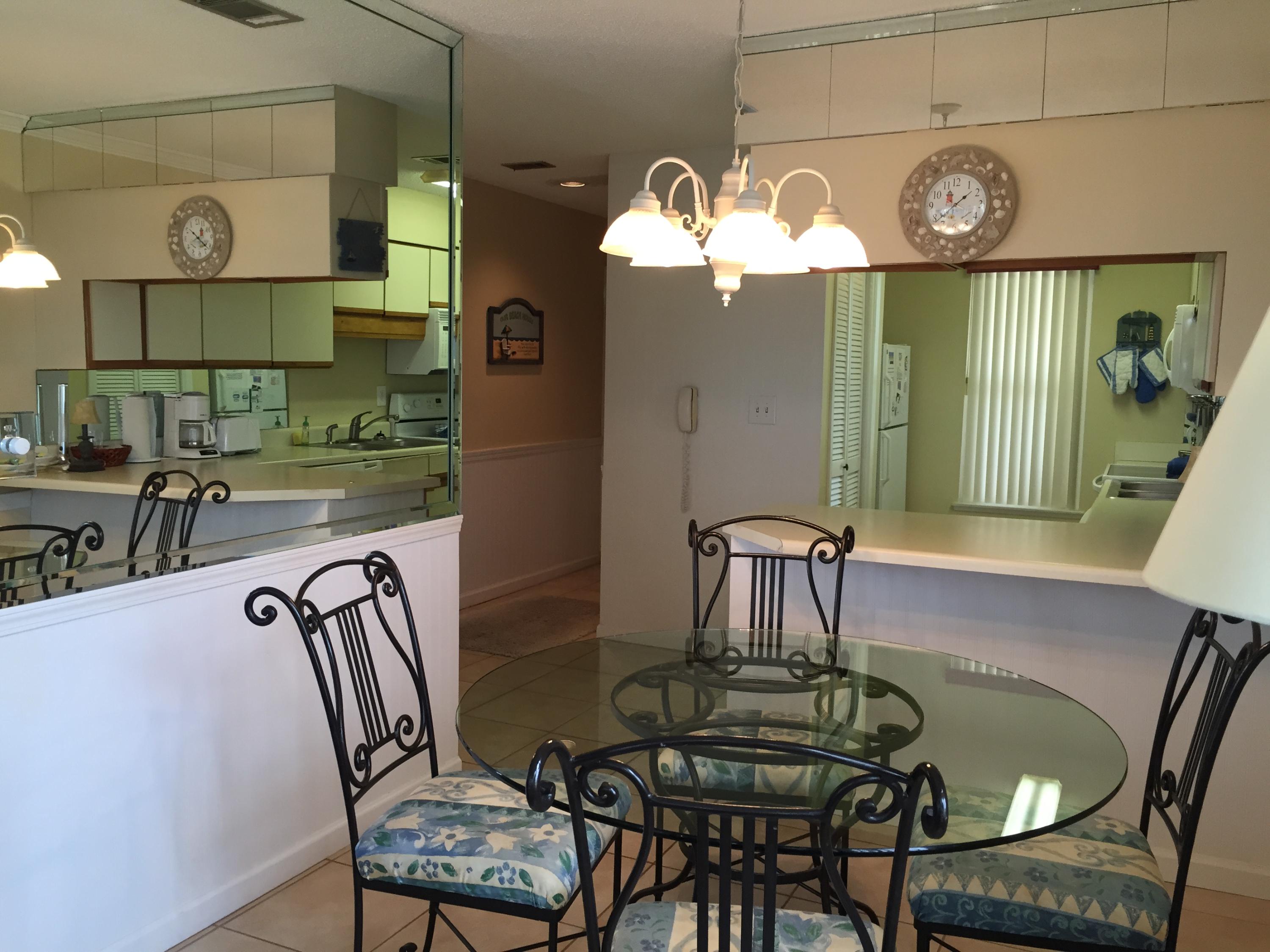 POOLSIDE VILLAS CONDO - Residential