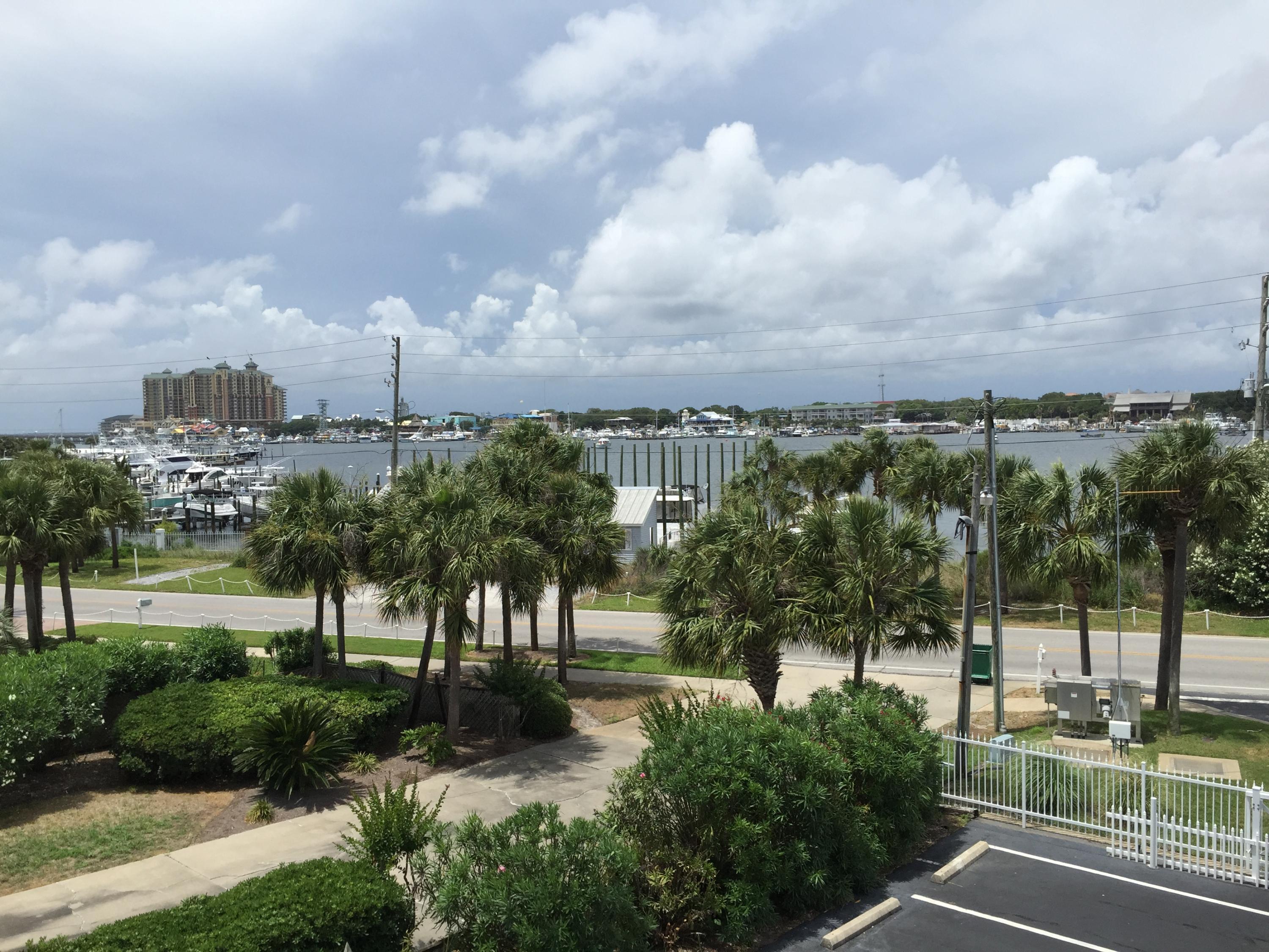 POOLSIDE VILLAS CONDO - Residential