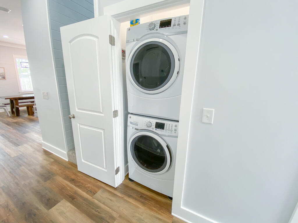 FRANGISTA BEACH 2ND ADDN - Residential