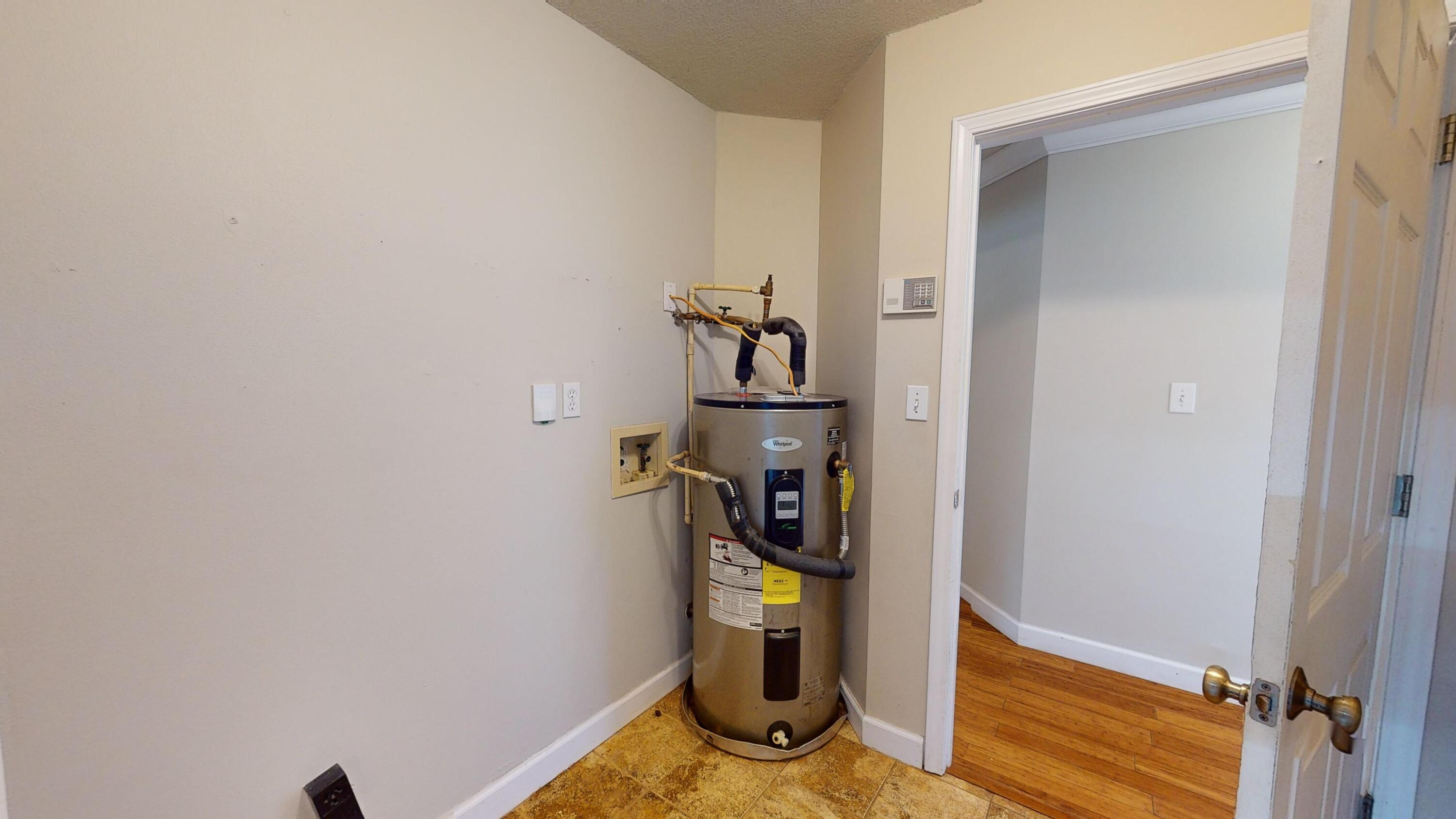 HOLLEY BY THE SEA - Residential