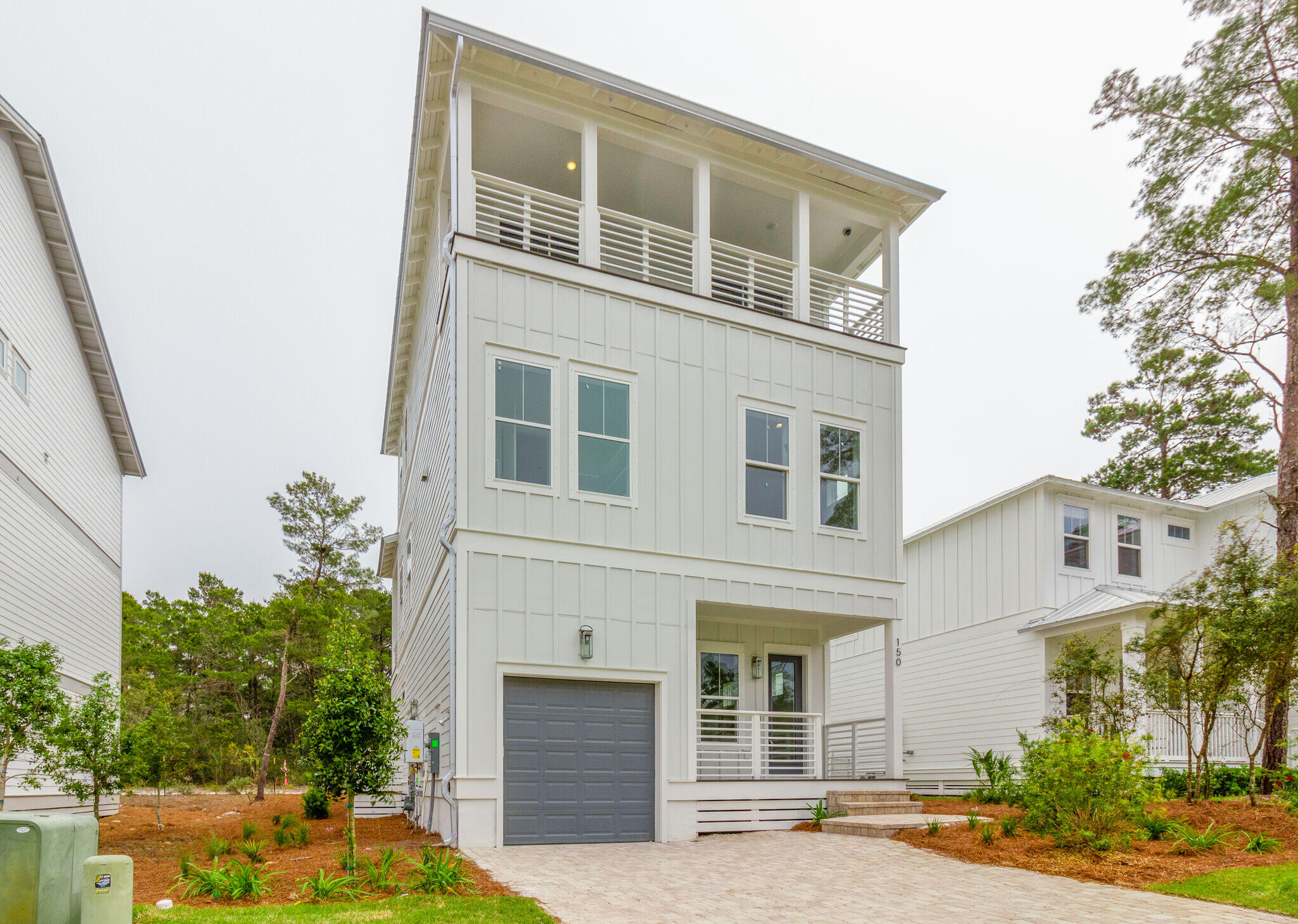 GRANDE POINTE - Residential