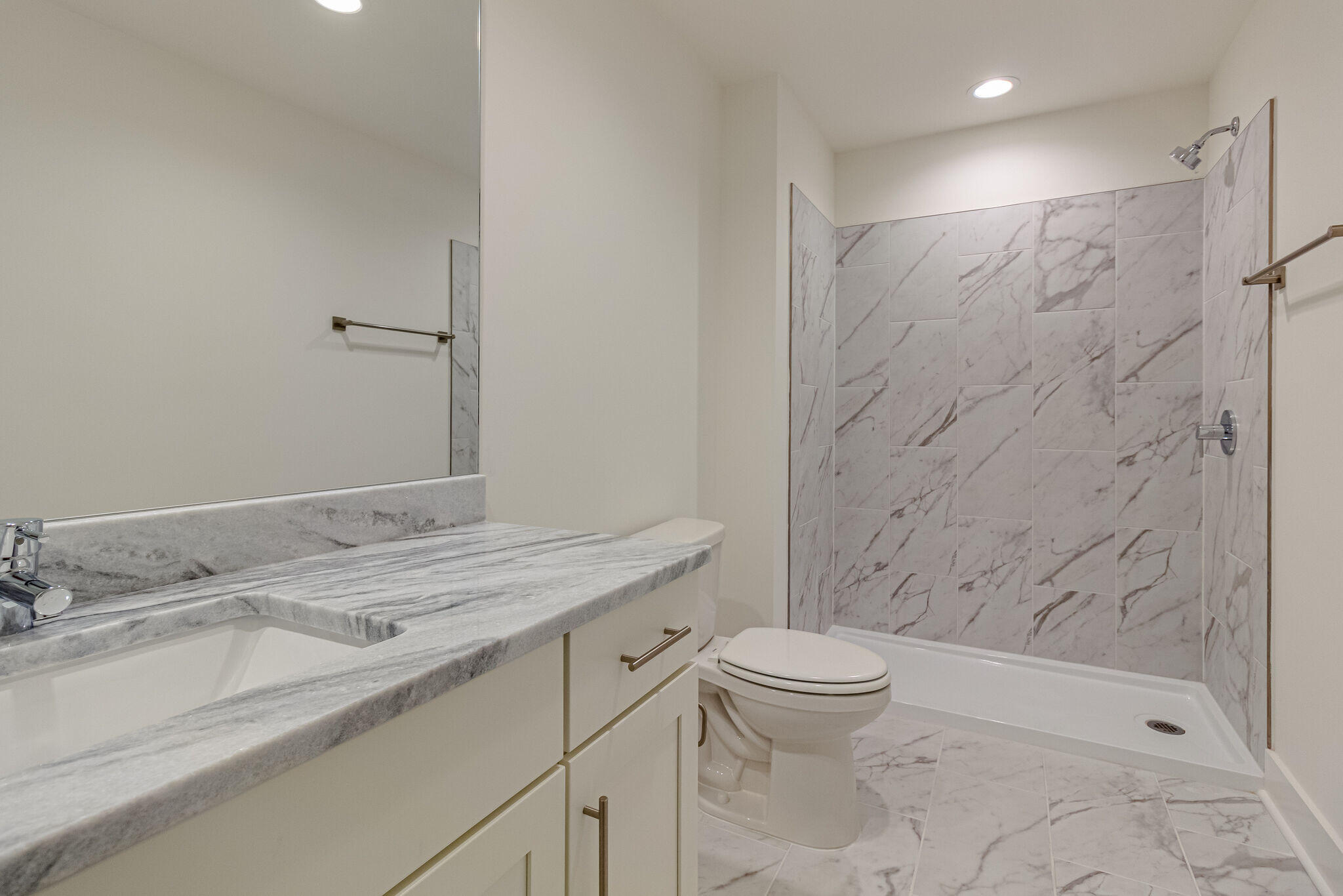 GRANDE POINTE - Residential