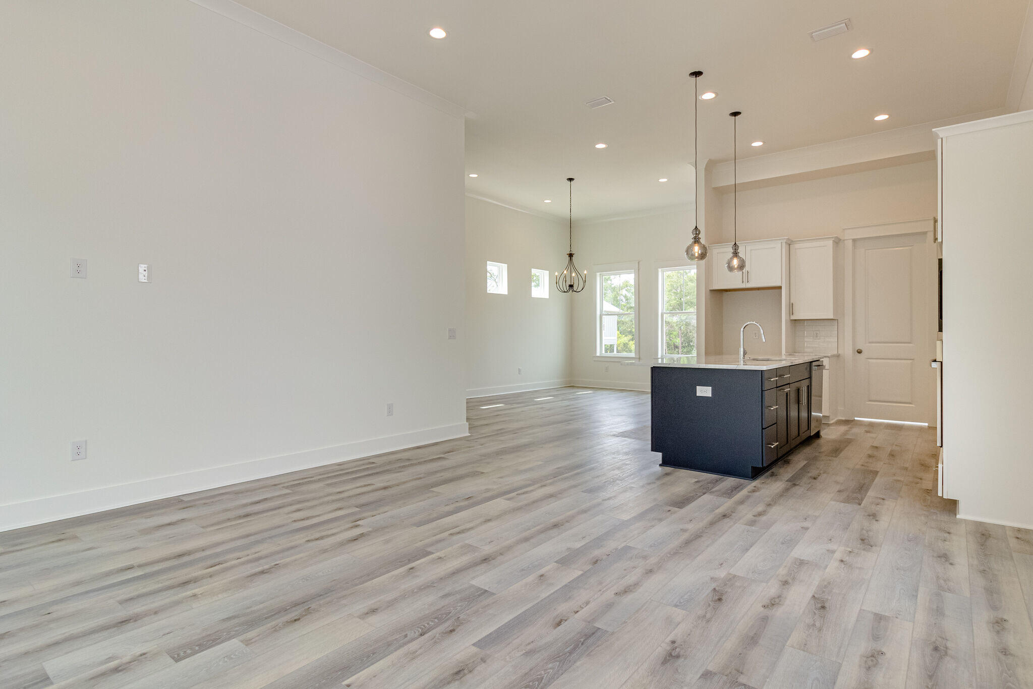 GRANDE POINTE - Residential