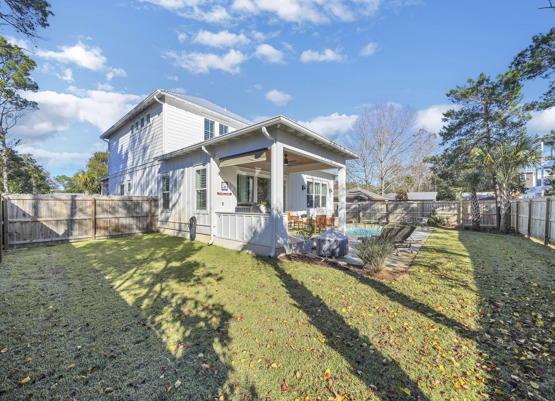 GULFVIEW HEIGHTS 1ST ADDN - Residential
