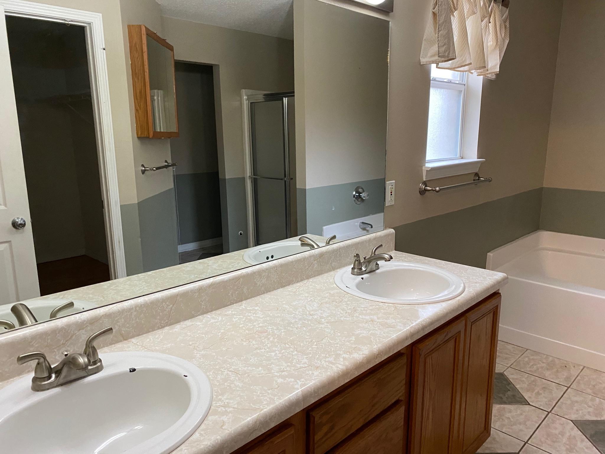 NORTHVIEW ESTATES 5TH ADDN - Residential